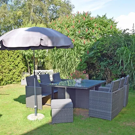 Strandhaus * Goehren (Ruegen)