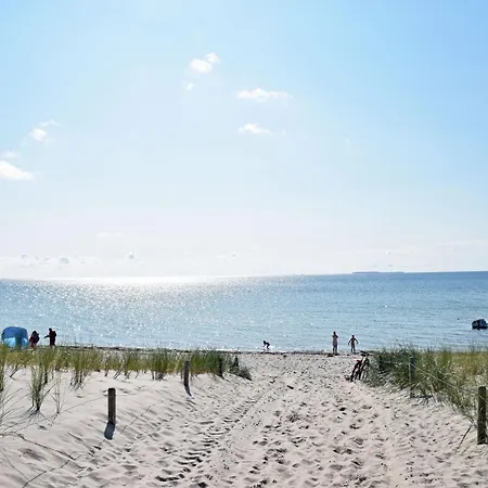 Apartment Strandhaus Goehren